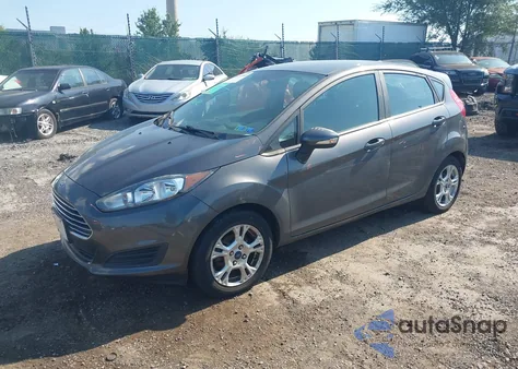 2015 Ford Fiesta Se z USA, uszkodzony, nr VIN 3FADP4EJ6FM135646